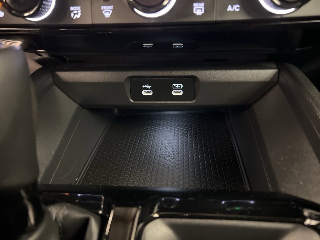 Used 2024 Honda Accord Sport image 15