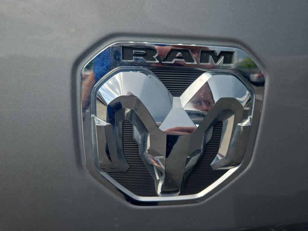 Used 2022 RAM 2500 Big Horn AWD/4WD image 50