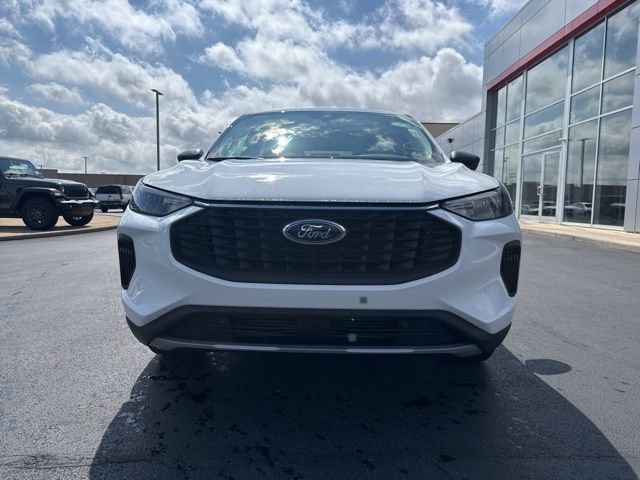 Used 2023 Ford Escape Active AWD/4WD image 2