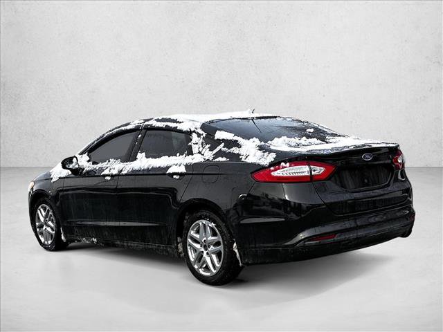 Used 2015 Ford Fusion SE image 7