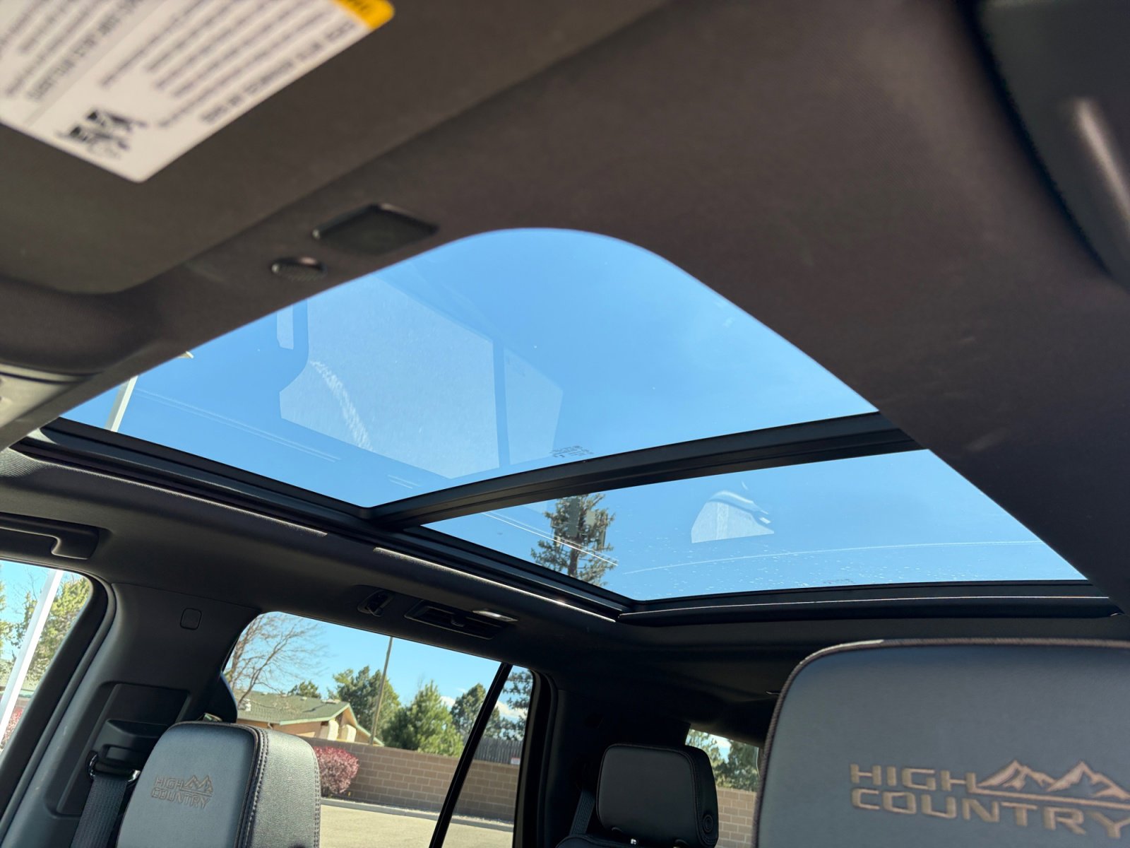 Used 2024 Chevrolet Tahoe High Country image 30