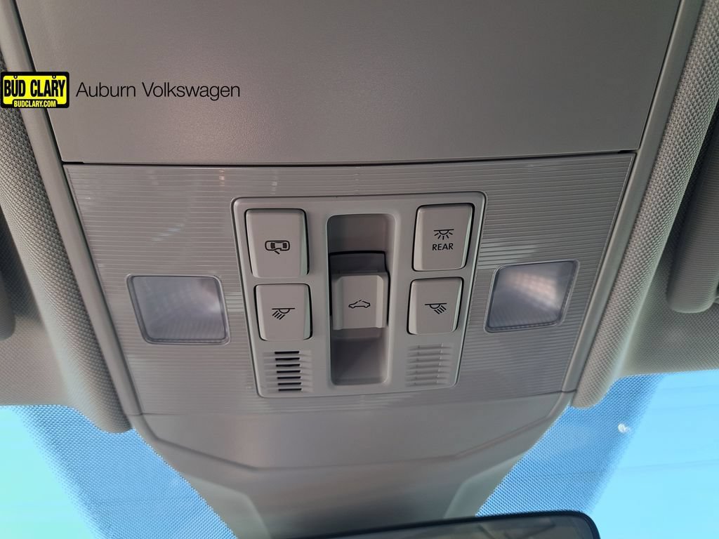 New 2026 Volkswagen Jetta SE FWD image 11