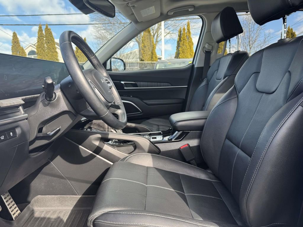 Used 2024 Kia Telluride SX image 15