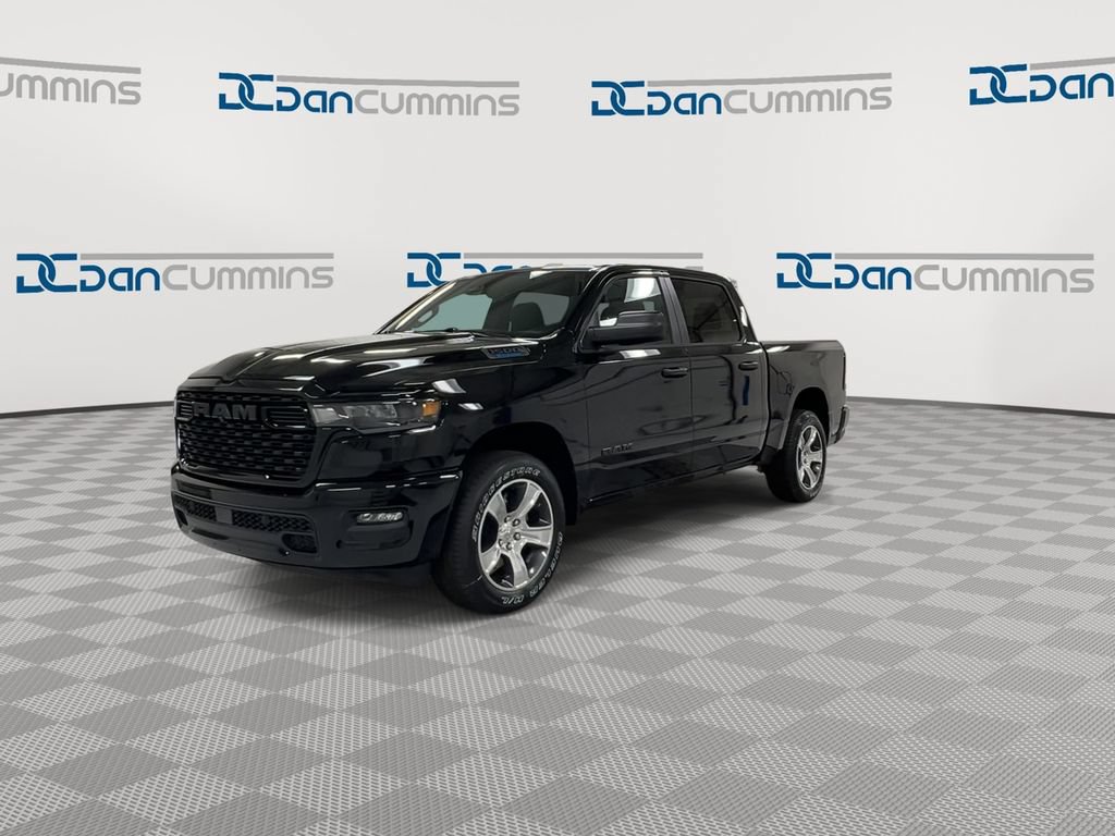 New 2026 RAM 1500 Express AWD/4WD image 4