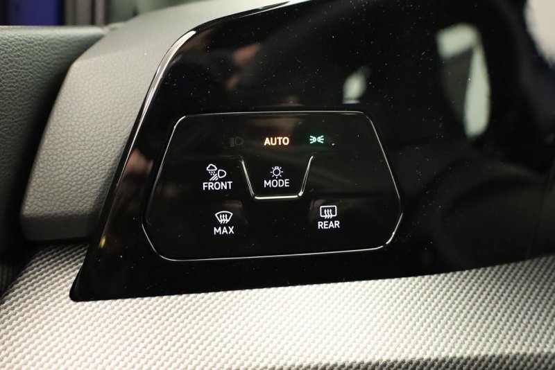 New 2026 Volkswagen Golf w/ Euro Style Package image 32