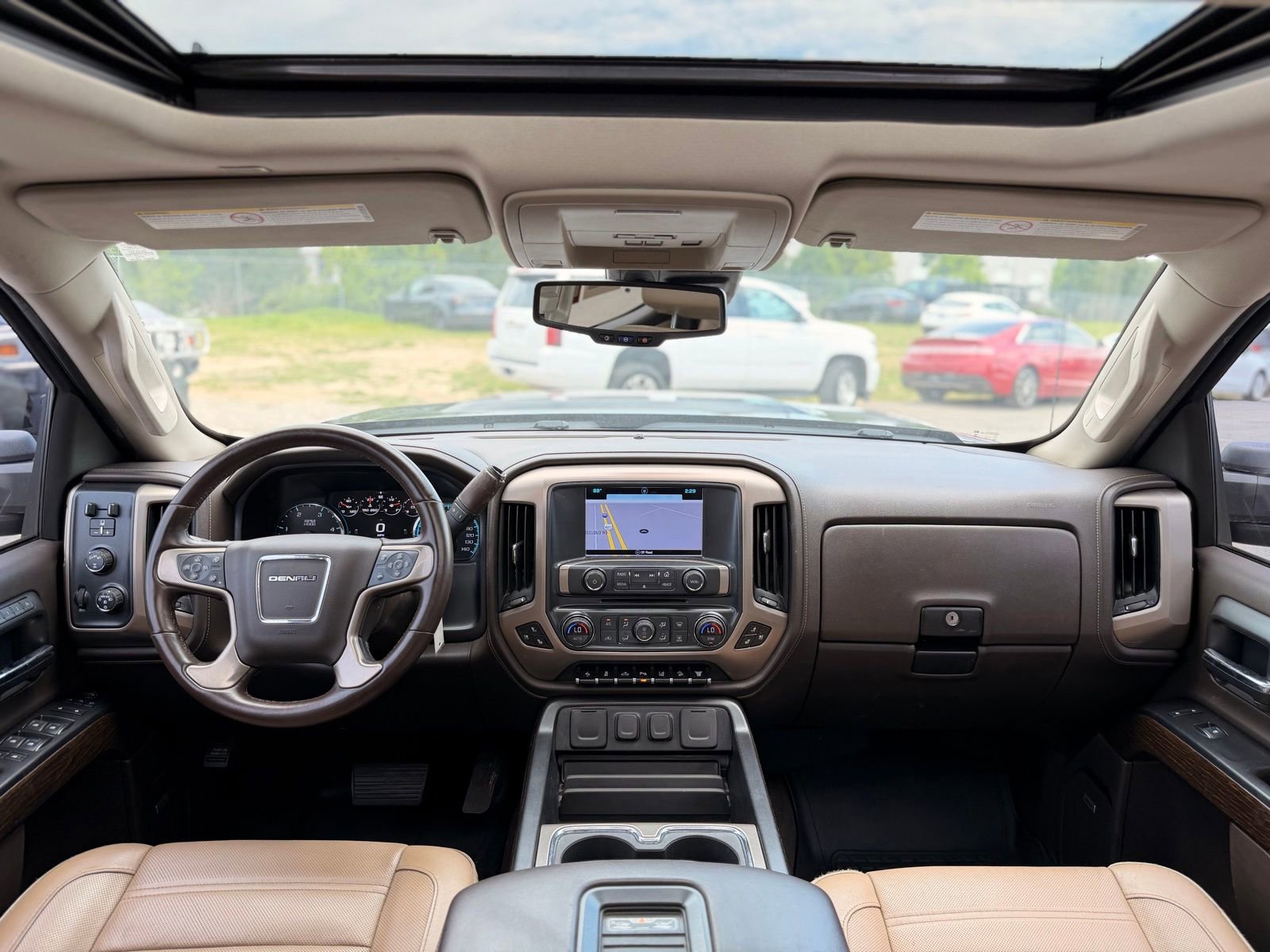 Used 2019 GMC Sierra 2500 Denali w/ Duramax Plus Package AWD/4WD image 31