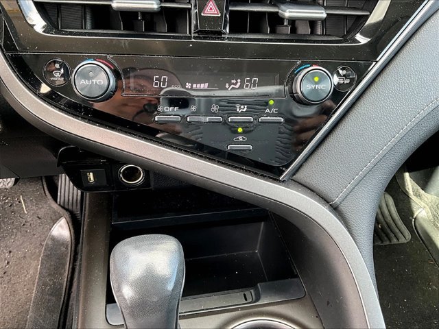 Used 2023 Toyota Camry SE FWD image 24