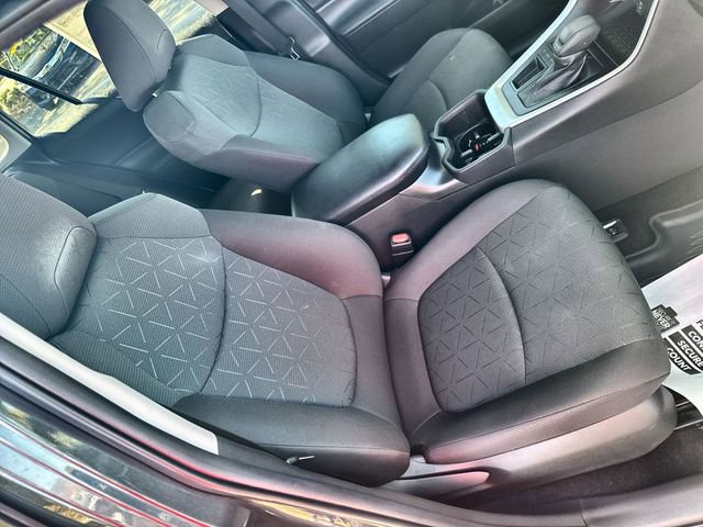 Used 2023 Toyota RAV4 XLE image 33