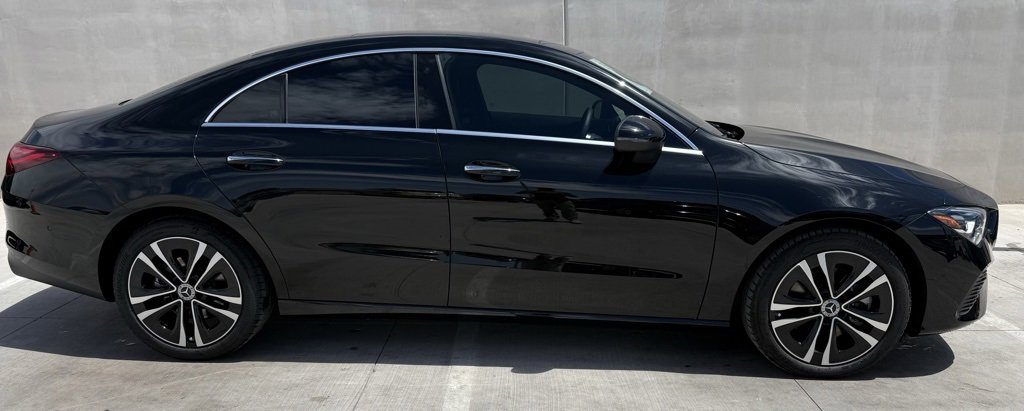 Used 2025 Mercedes-Benz CLA 250 image 3