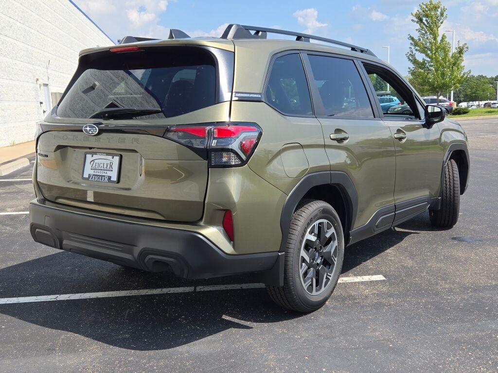 New 2026 Subaru Forester Premium AWD/4WD image 11