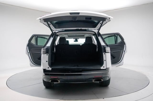 Used 2021 Chevrolet Traverse Premier w/ Redline Edition AWD/4WD image 20