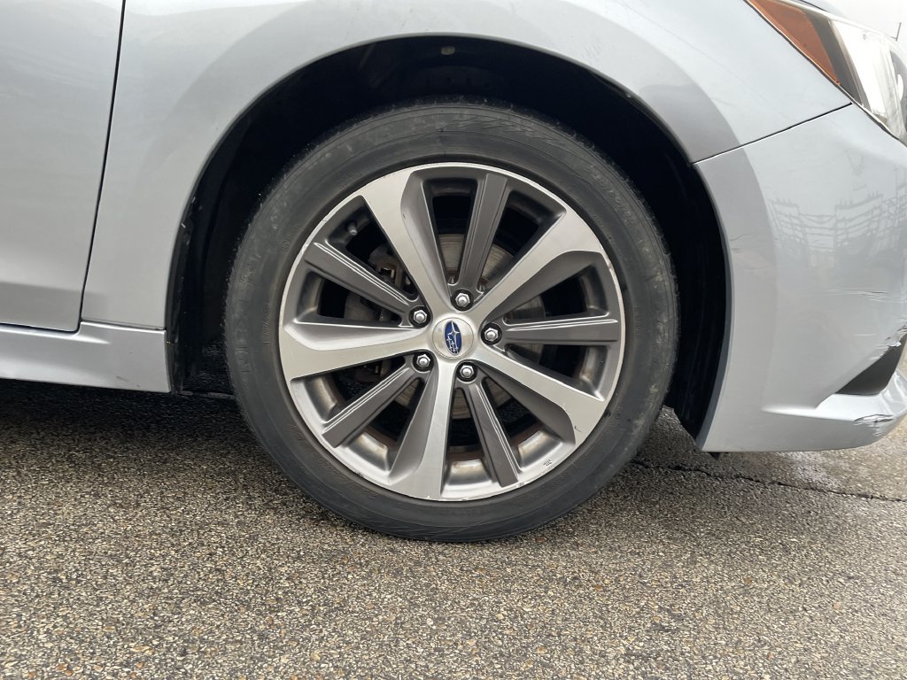 Used 2016 Subaru Legacy 2.5i Limited AWD/4WD image 11