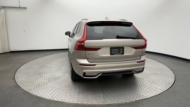 Used 2025 Volvo XC60 T8 Plus w/ Protection Package Premier AWD/4WD image 7