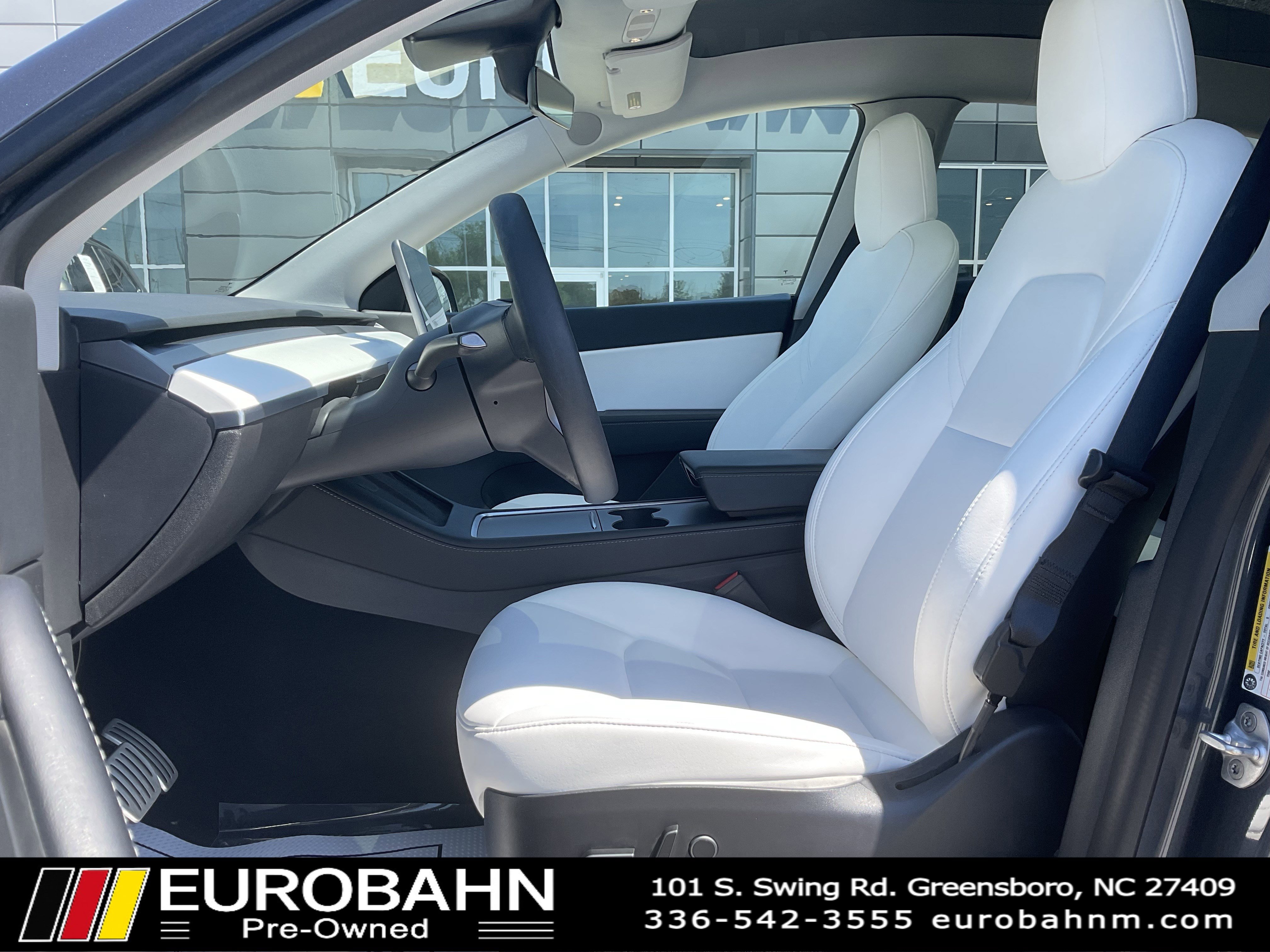 Used 2022 Tesla Model Y Performance image 8