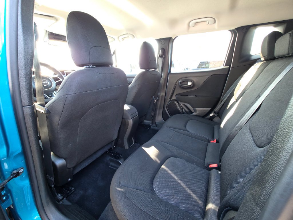 Used 2021 Jeep Renegade Sport w/ Sport Appearance Group AWD/4WD image 22