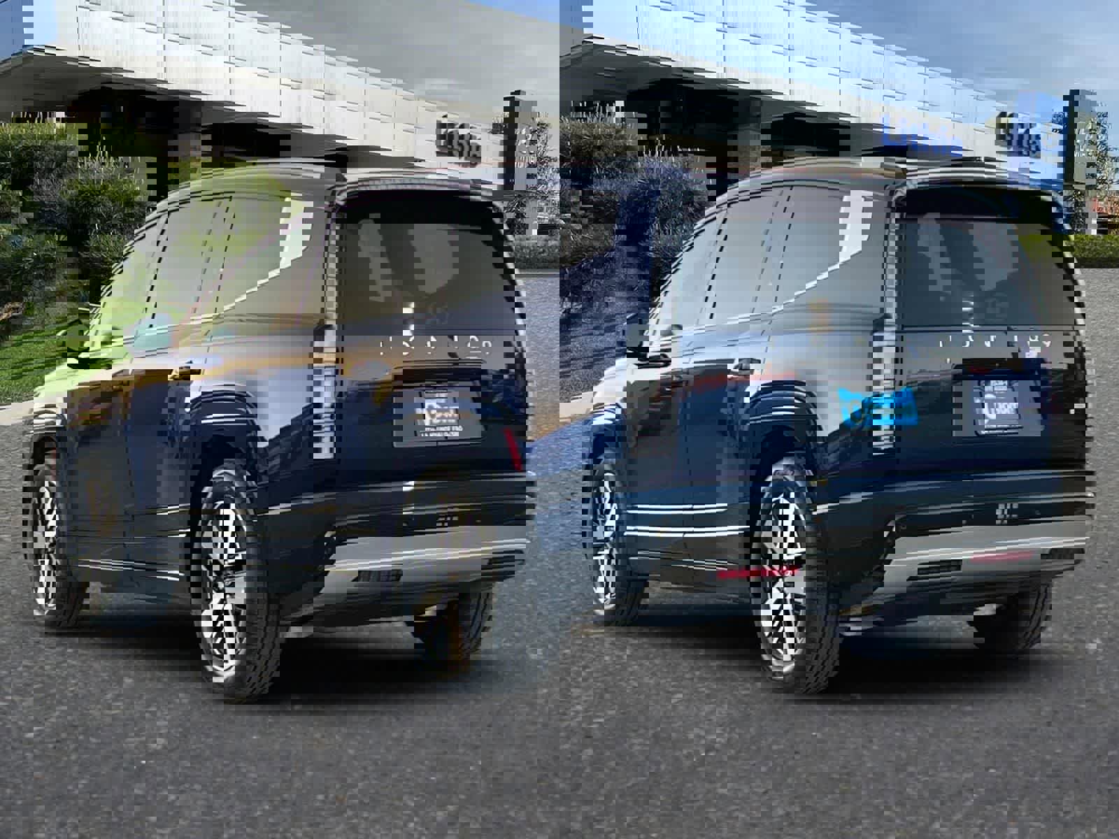 New 2026 Hyundai Ioniq 9 SEL image 6