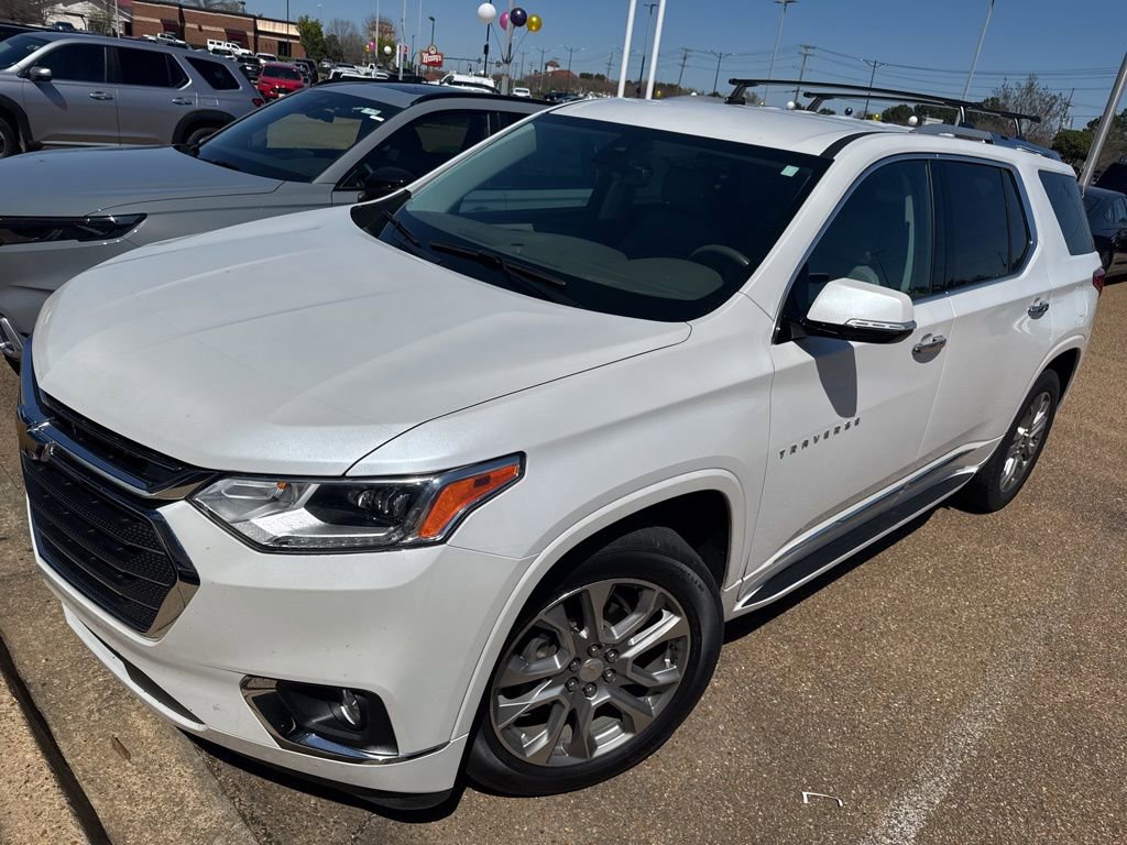 Used 2018 Chevrolet Traverse Premier w/ LPO, 'HIT The Road' Package image 1