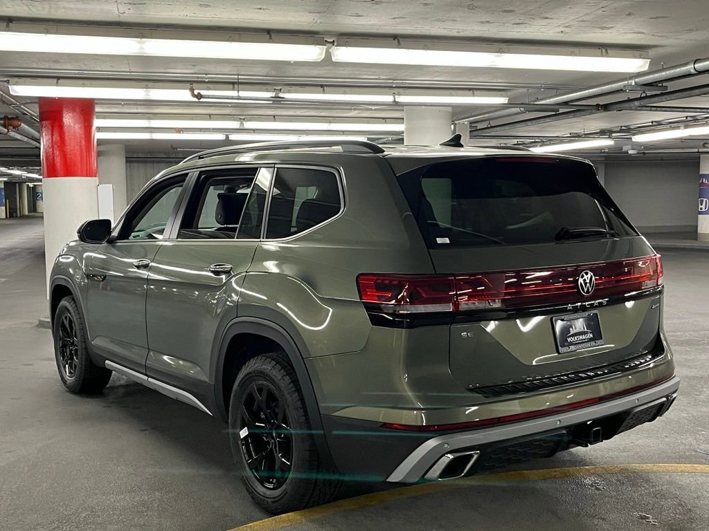 New 2026 Volkswagen Atlas Peak Edition image 5