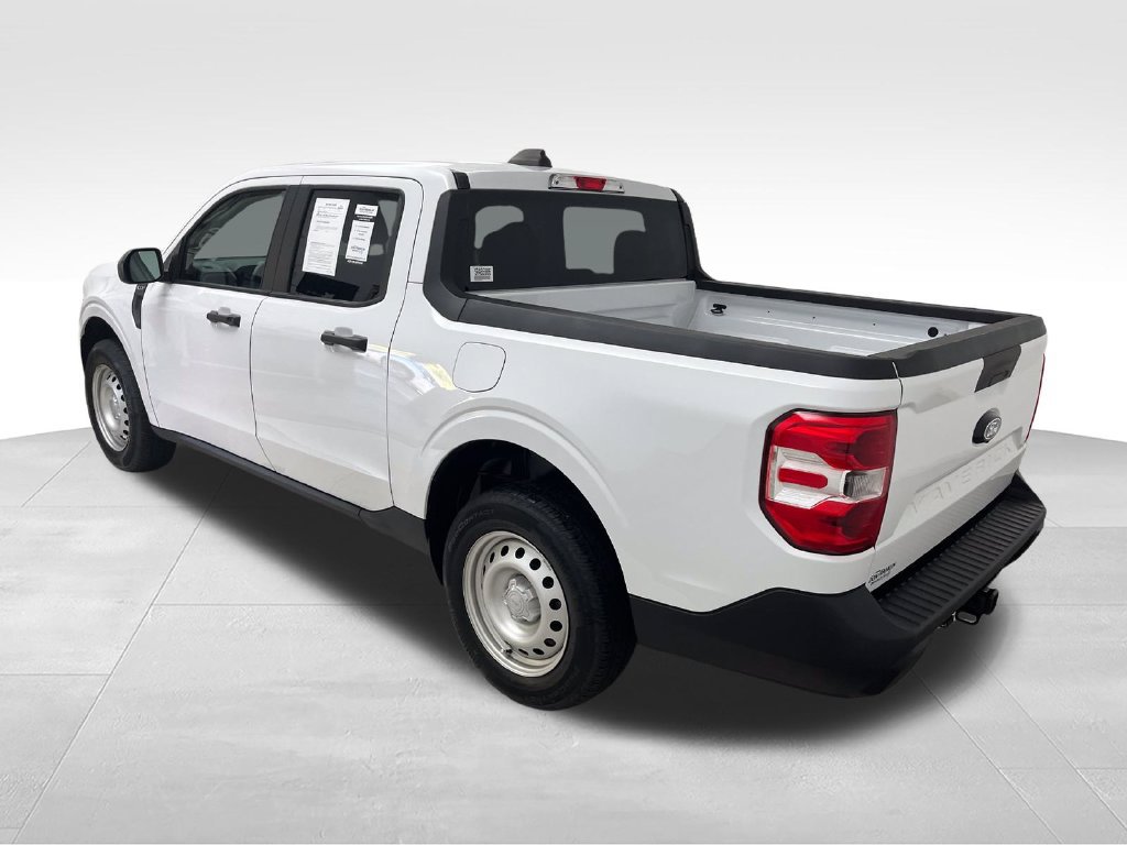 Used 2025 Ford Maverick XLT FWD image 3