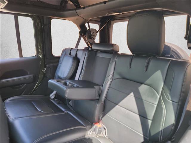 Used 2022 Jeep Wrangler Unlimited Sahara image 15