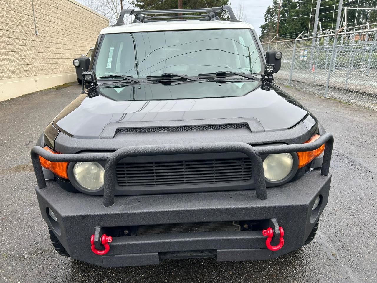 Used 2010 Toyota FJ Cruiser 4WD AT image 2