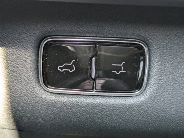 New 2025 Lincoln Navigator Reserve image 30