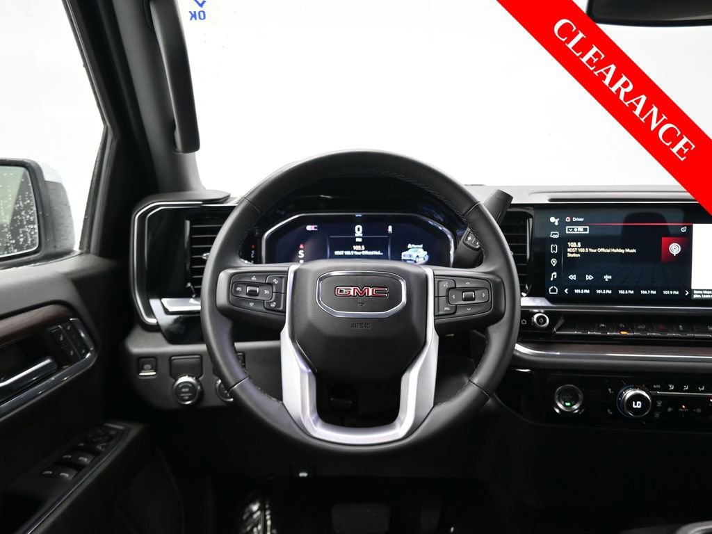 Used 2024 GMC Sierra 1500 SLT image 30
