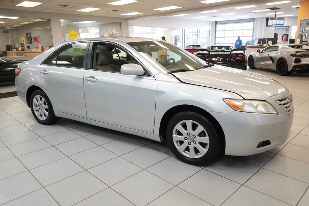 Used 2009 Toyota Camry XLE FWD image 14