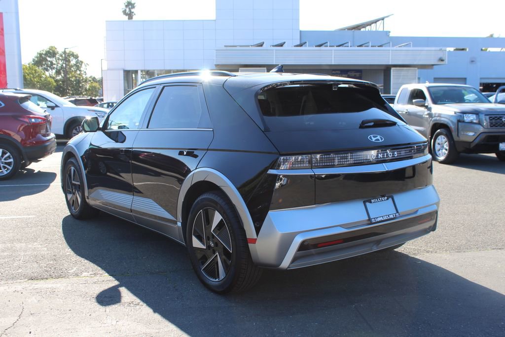 Used 2025 Hyundai Ioniq 5 Limited image 9