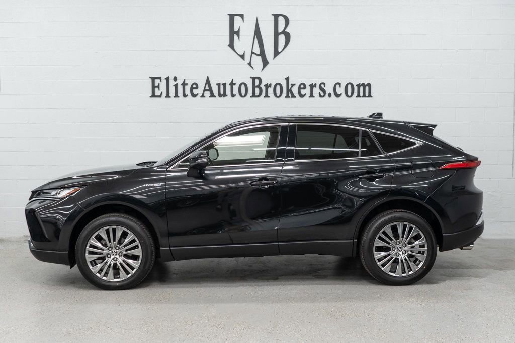 Used 2021 Toyota Venza Limited w/ Advanced Technology Package AWD/4WD image 2