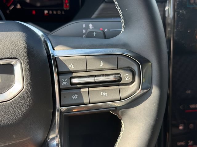 New 2026 GMC Acadia Denali w/ Super Cruise Package FWD image 28
