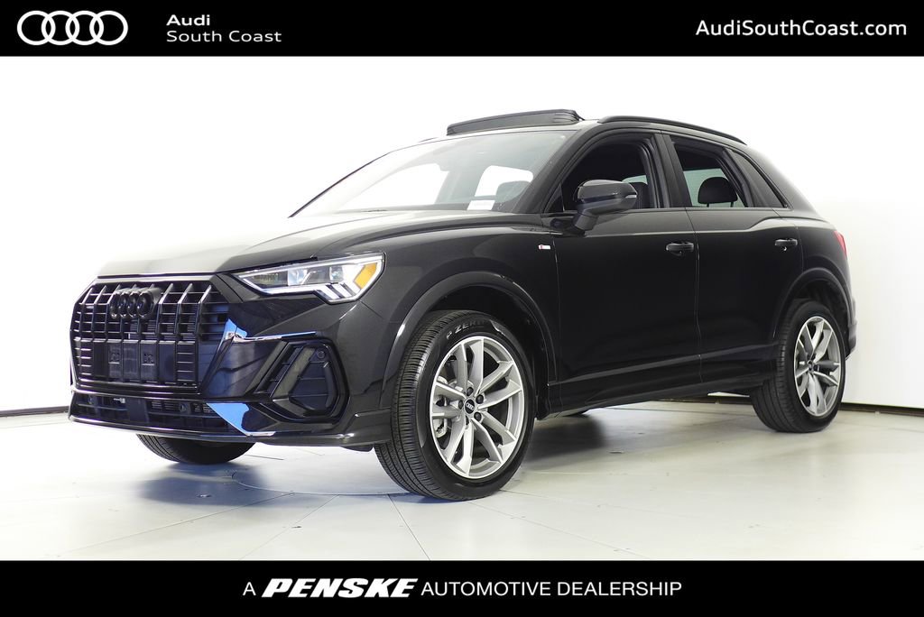 Used 2025 Audi Q3 2.0T Premium w/ Convenience Package image 1