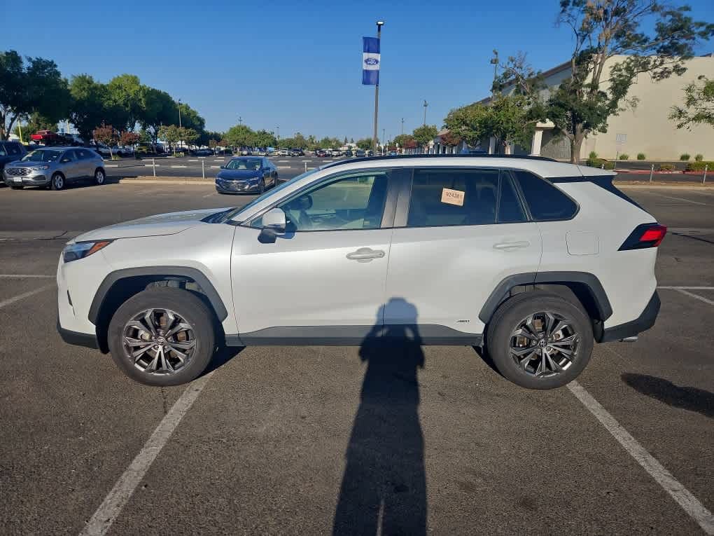 Used 2024 Toyota RAV4 XLE Premium w/ Weather Package AWD/4WD image 4