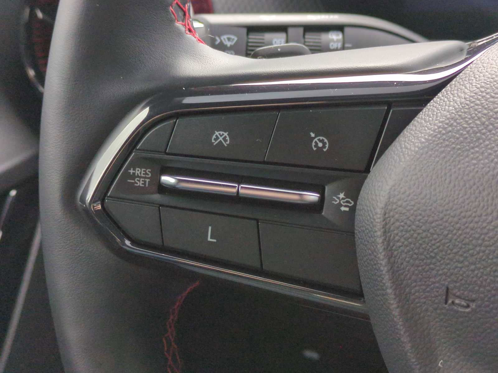 Used 2025 Chevrolet Equinox RS w/ Safety and Technology Package image 22