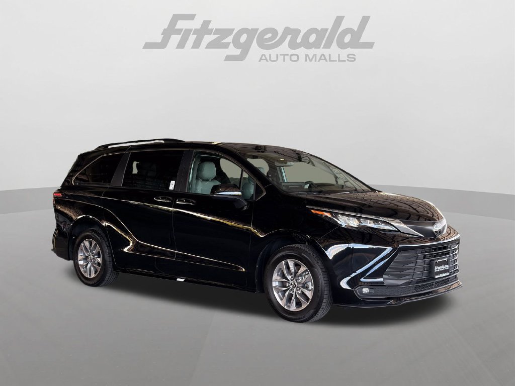 Certified 2026 Toyota Sienna XLE