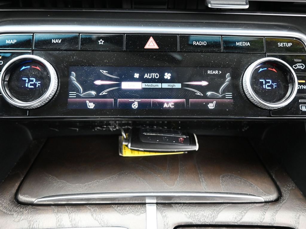 Used 2024 Genesis GV80 2.5T image 33