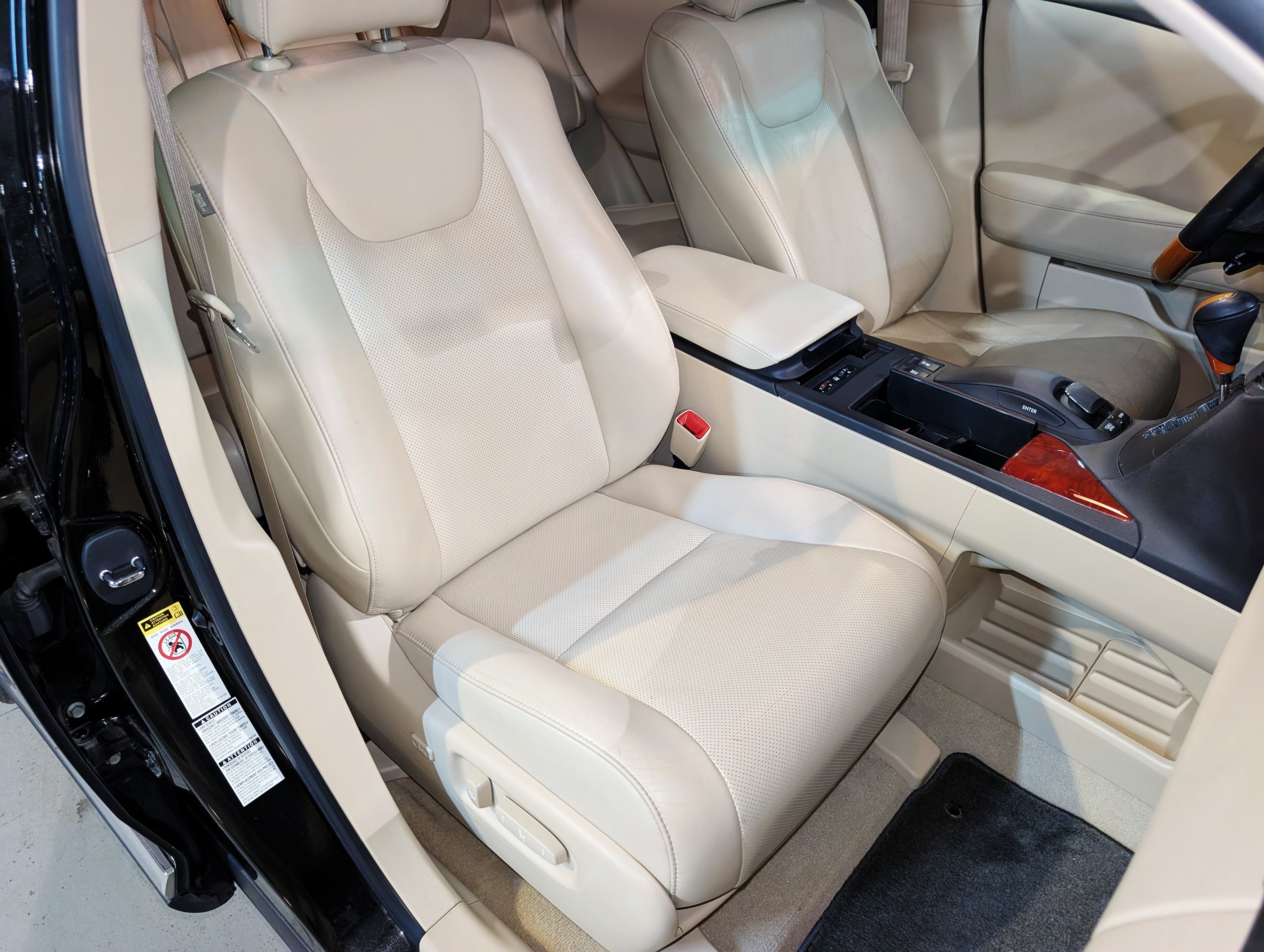 Used 2012 Lexus RX 350 AWD w/ Premium Pkg image 30