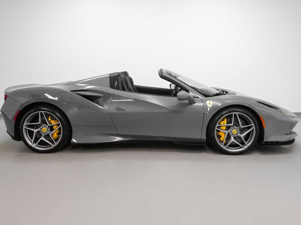 Used 2022 Ferrari F8 Tributo image 4