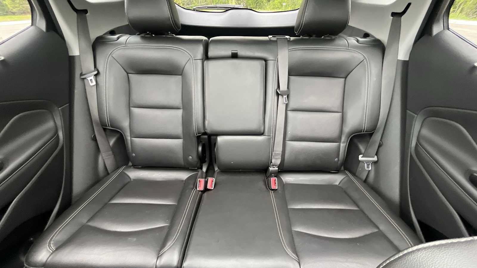 Used 2022 GMC Terrain SLT w/ Infotainment Package II AWD/4WD image 36