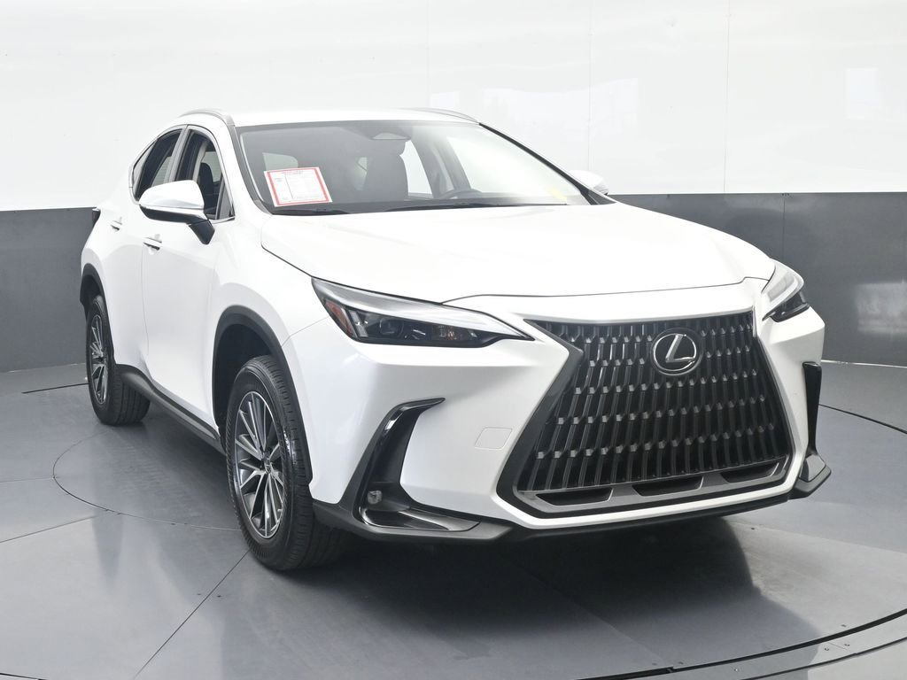 Used 2023 Lexus NX 250 FWD w/ Towing Package (2000 Lbs) image 9