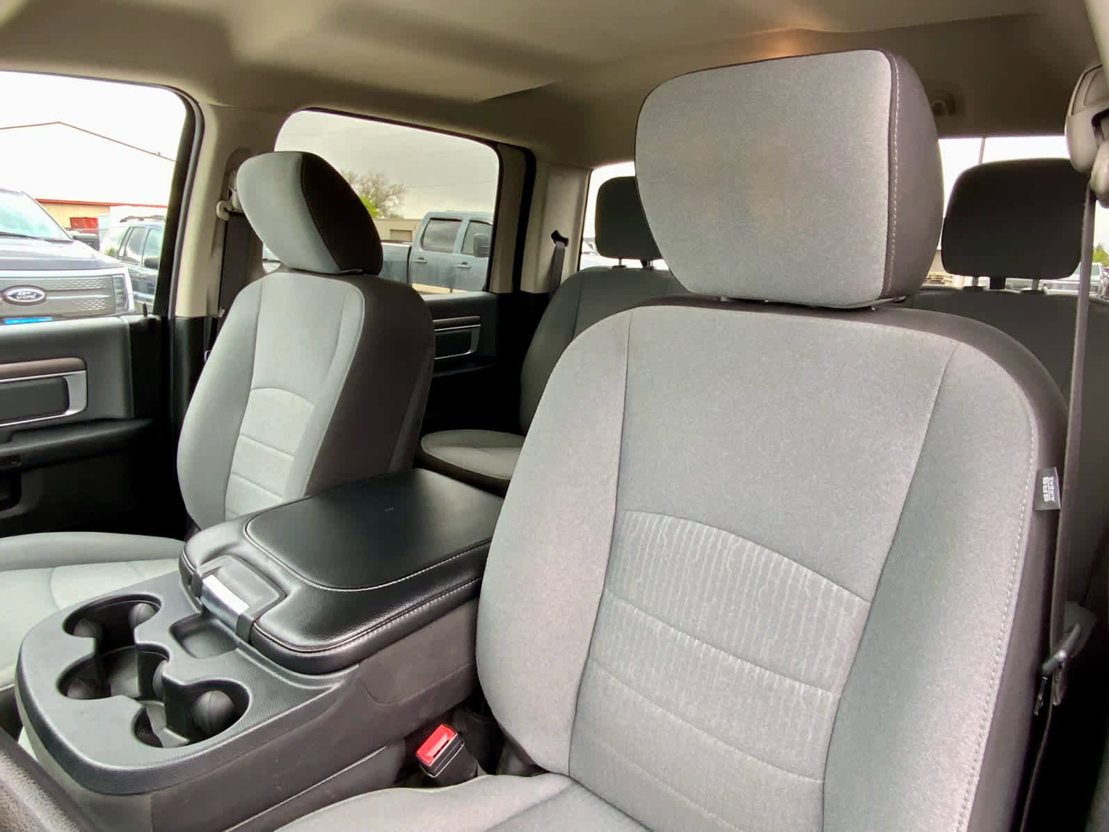 Used 2023 RAM 1500 Classic SLT AWD/4WD image 27