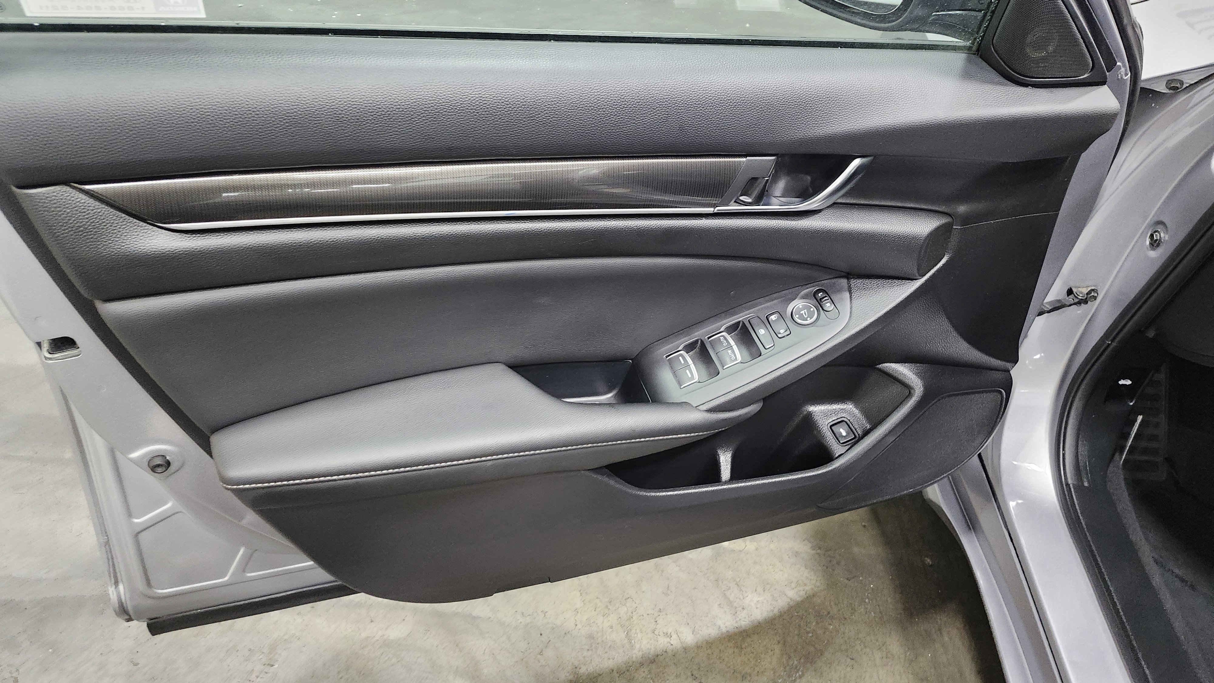 Used 2022 Honda Accord Sport image 26