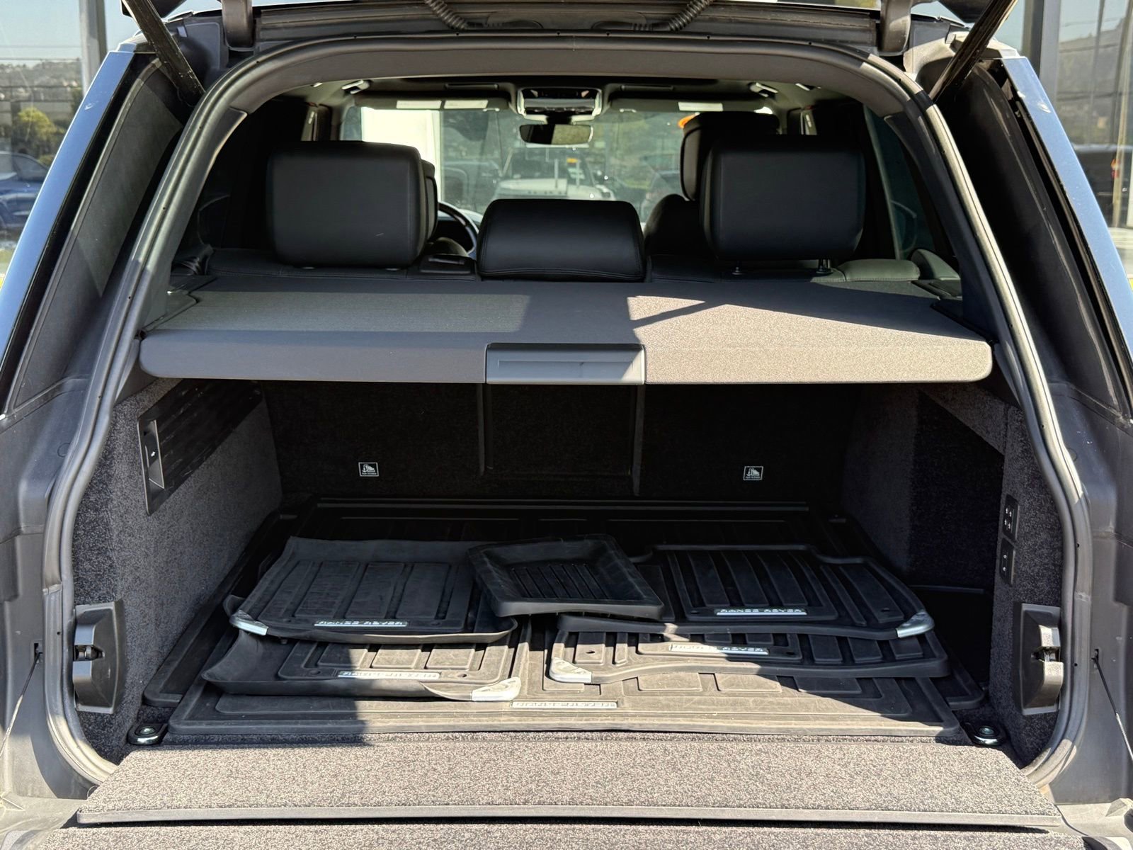 Used 2021 Land Rover Range Rover Westminster Edition image 17