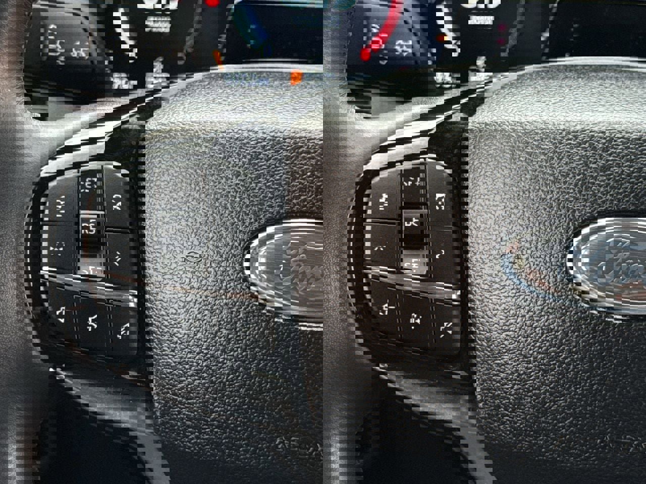 Used 2025 Ford Explorer Platinum w/ LUX Leather Package image 13