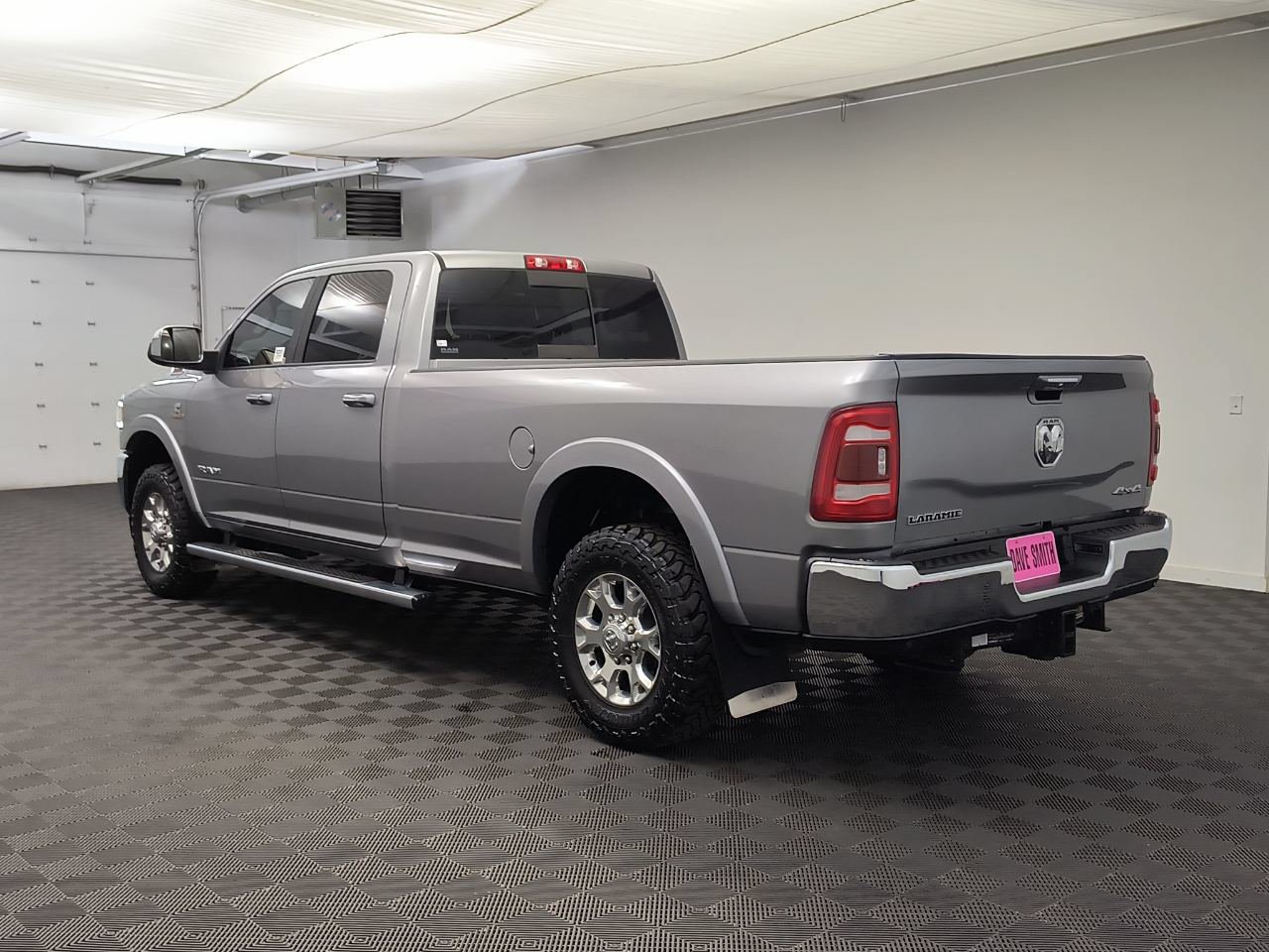 Used 2022 RAM 3500 Laramie AWD/4WD image 3