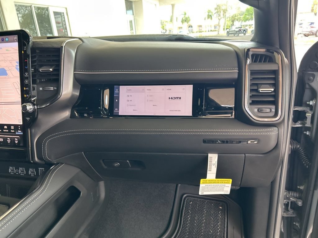 New 2026 RAM 3500 Limited AWD/4WD image 32