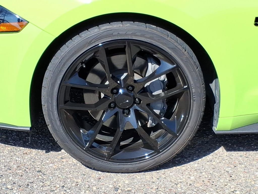 Used 2020 Ford Mustang GT Premium RWD image 9