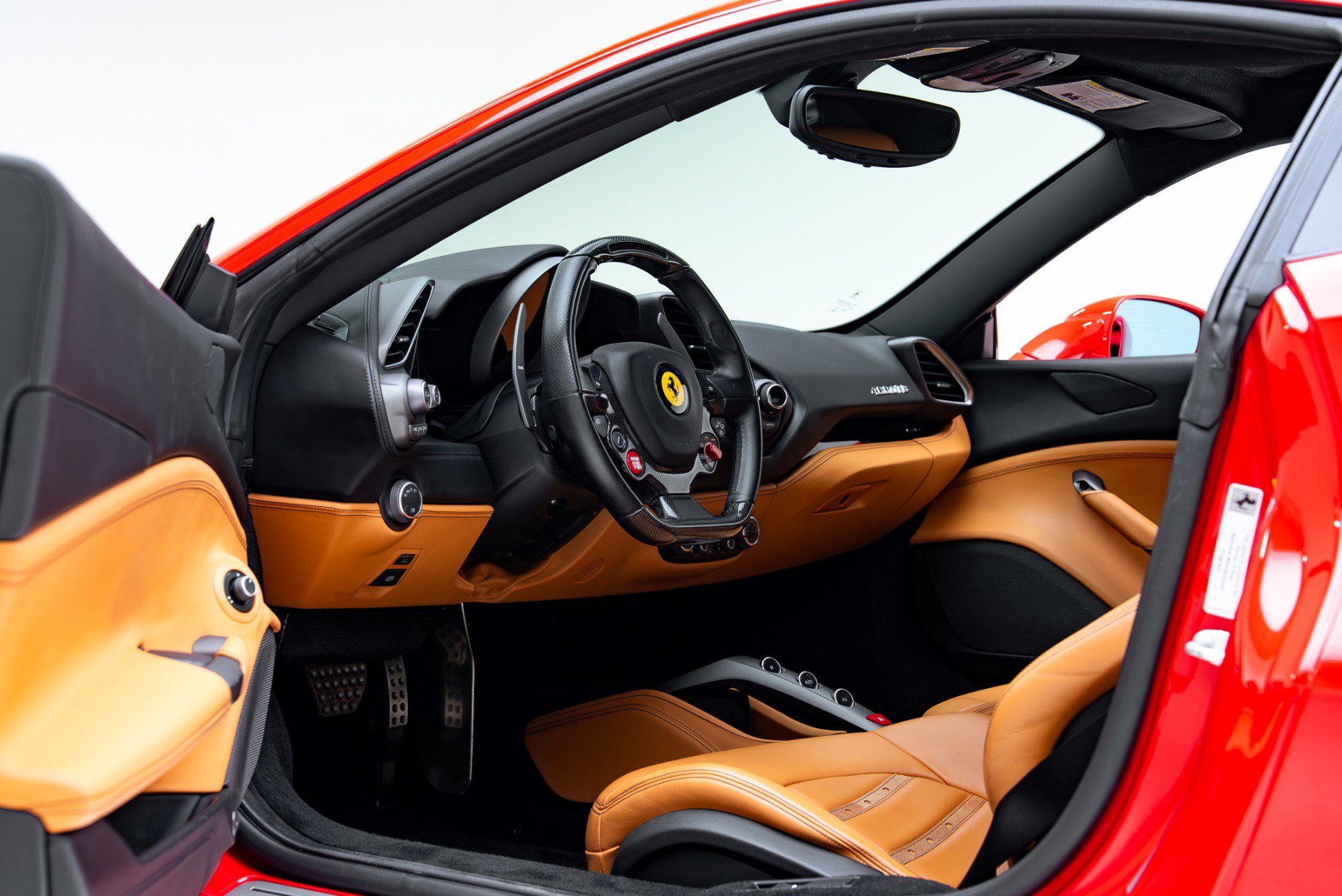 Used 2018 Ferrari 488 GTB image 36