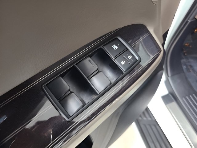 Used 2020 Lexus GX 460 Premium w/ Premium Package AWD/4WD image 22