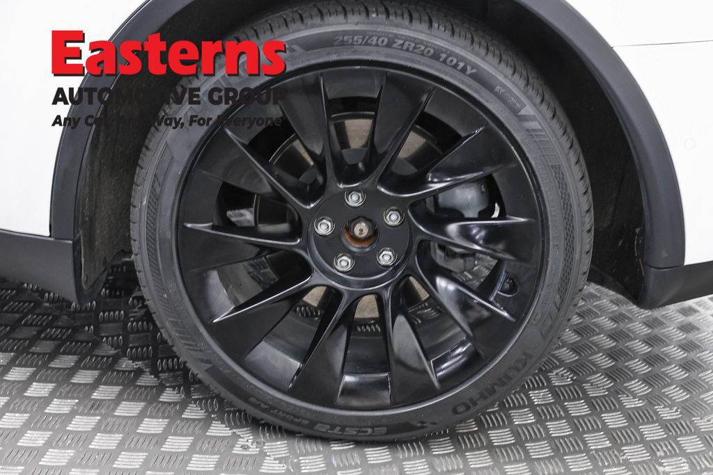 Used 2021 Tesla Model Y Long Range AWD/4WD image 26